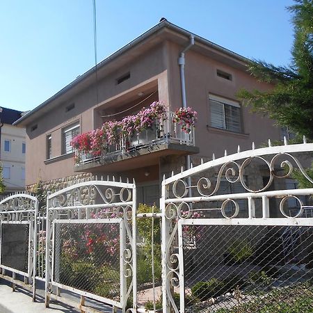 Adzija House Apartment Ohrid Bilik gambar